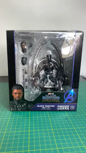 Pantera Negra Black Panther Ver 1.5 Avengers Vingadores Marvel Mafex 230