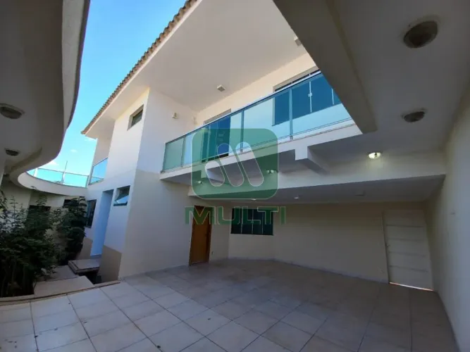 Casa - DANIEL FONSECA