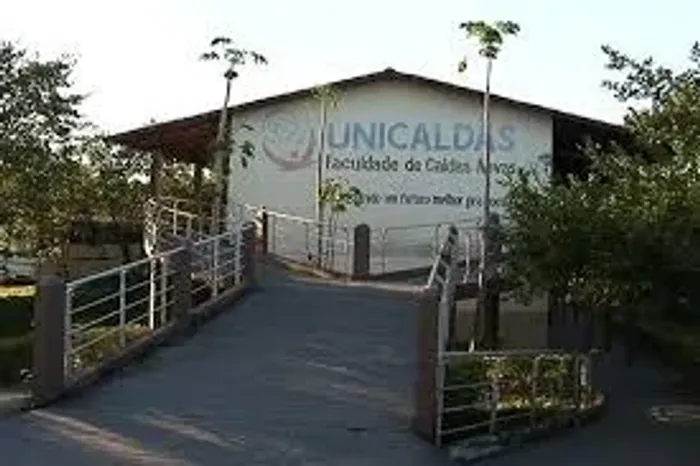Lote Comercial Frente de Rua Próximo a Faculdade Unicaldas 
