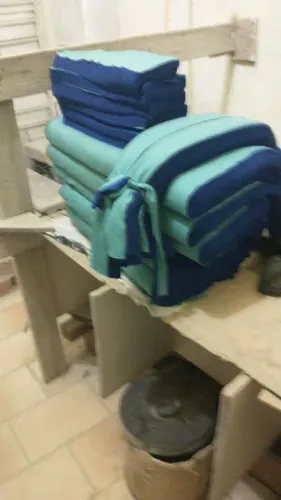 Corte de roupa, malha e tecido.