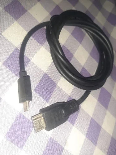 Cabo V8 para HDMI 2 metros