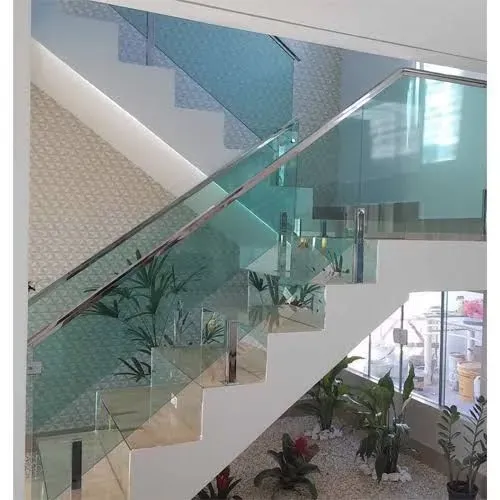 Guarda corpo em vidro temperado sob medida a partir de $1.100 o m²