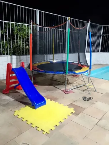 Aluguel Pula pula, piscina de bolinhas, escorrega, cavalinho.