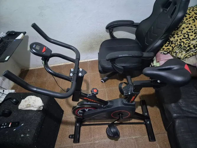 Bicicleta Ergométrica - Ideal para Exercícios em Casa