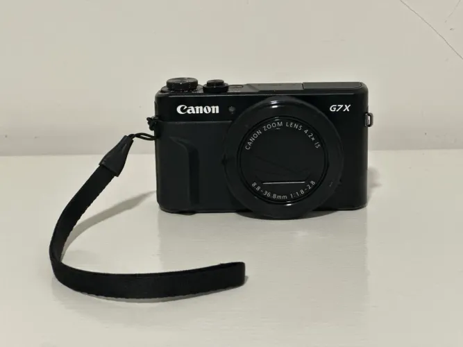 Câmera Canon PowerShot G7X Mark II - Seminova