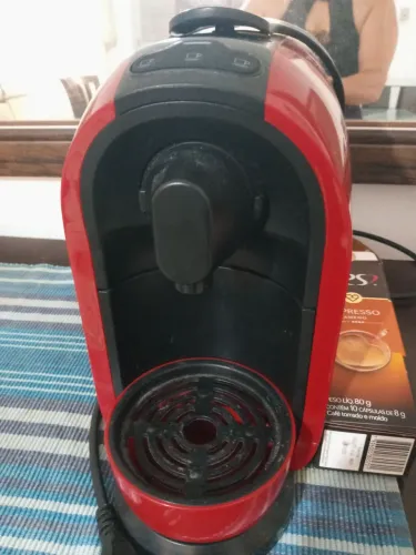 Cafeteira nova com Cápsulas