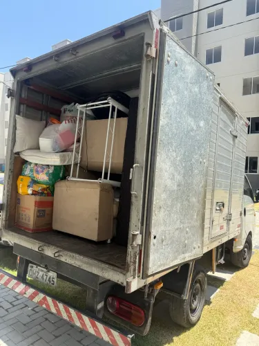 Mudanças e fretes 24h 