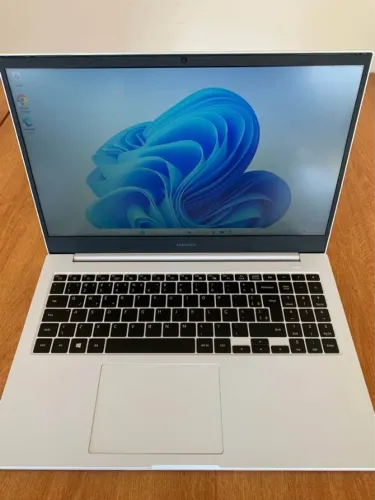 Notebook Samsung E30 | i3 10ª | 8gb RAM | SSD
