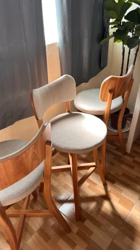Banquetas Madeira Maciça Estofado premium em Linho (3 unidades)