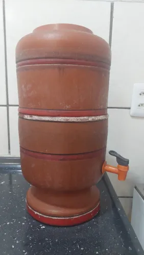 Filtro de barro pequeno
