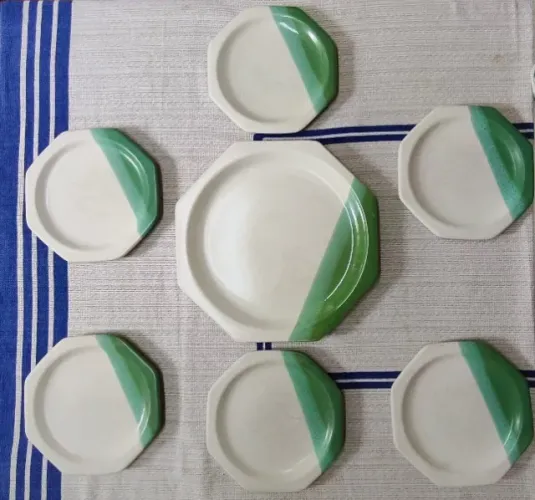 Jogo Prato de Bolo + Pratos de Sobremesa em Cerâmica