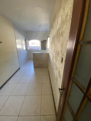 Casas e kitnets a venda 