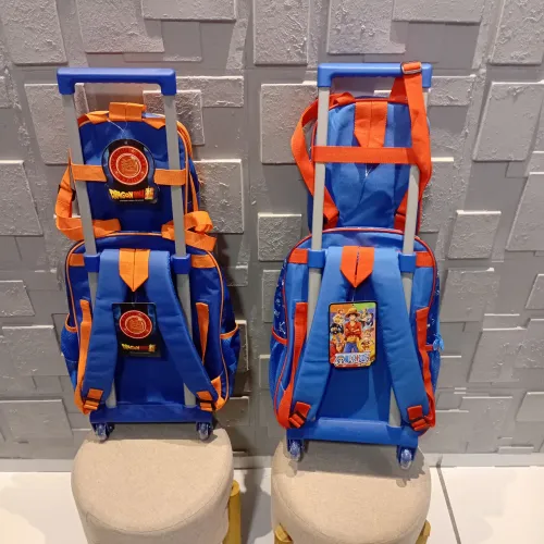 Vendo kit mochila e lancheira escolar