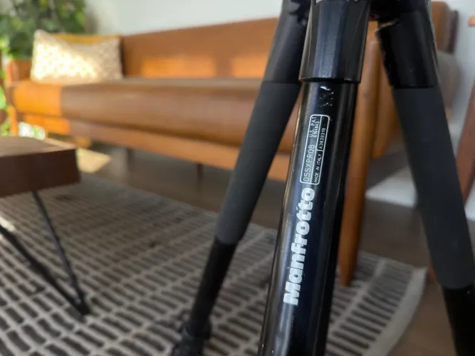 Tripé Manfrotto com cabeça 3 Way