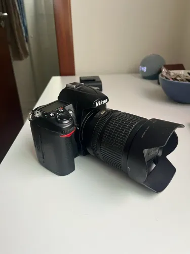 Nikon D7000 + Lente AF-S 18-105mm VR