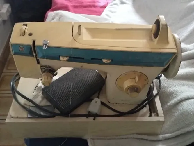 Máquina de costura