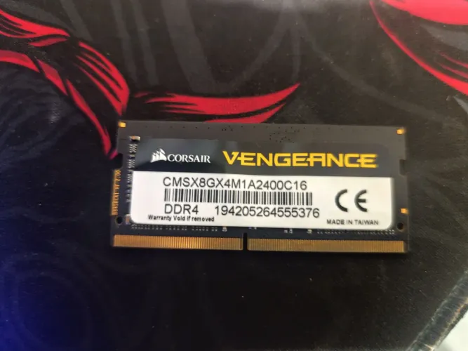 Memoria ram 8Gb ddr4 Corsair (notebook)