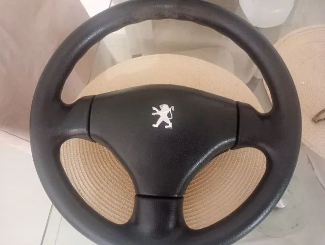 Volante original Peugeot
