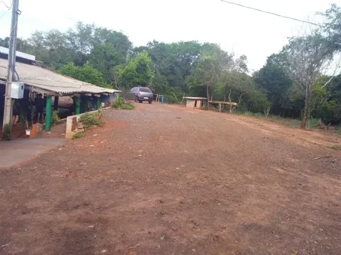 Chácara há 4km de jaguapita, na rodovia sentido Astorga. São 30 mil metros de terra equiva