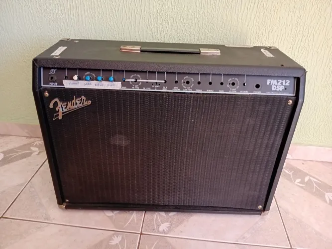 Amplificador Fender FM212 (leia a descrição)