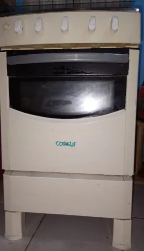 Vendo fogão semi-novo leia tudo informações localização antes
