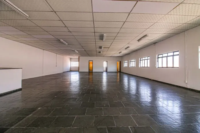 Sobreloja na Avenida Parada Pinto, 1468 - 2 250 m²