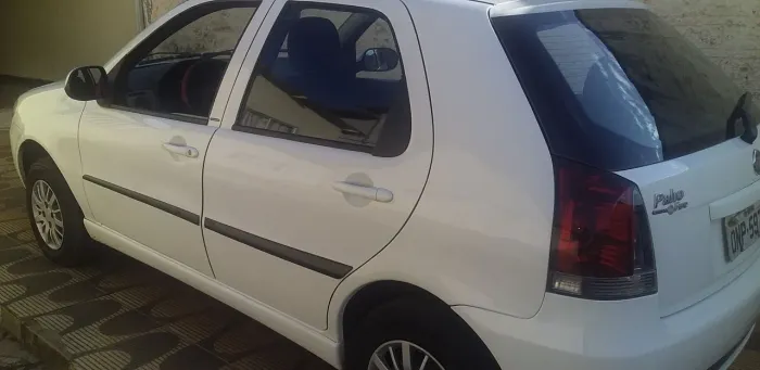 Fiat Palio Celebration 1.0 Fire Flex 8V 4P 2014