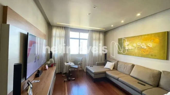 Apartamento de aproximadamente 115m²; à Venda  3 Quartos, 1 Suíte, 1 Vaga  Savassi