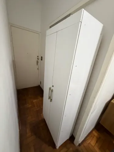 Armário estilo sapateira