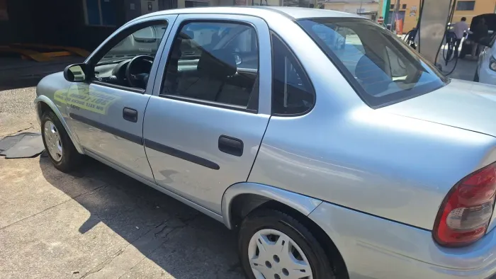 Chevrolet Corsa SED Class.life 1.0/1.0 Flexpower (álcool) 2005