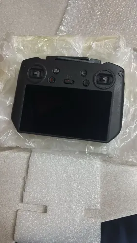 DJI RC pro saída HDMI
