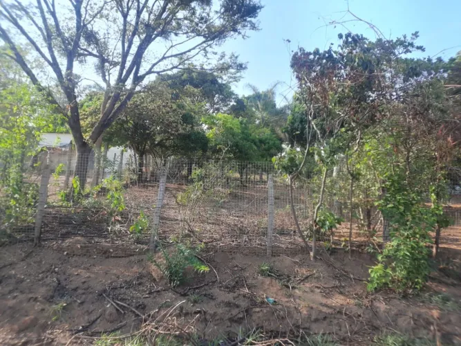 LOTE A VENDA EM ESMERALDAS