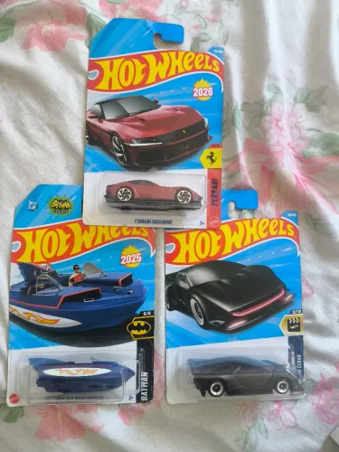 Kit 3 hotwheels