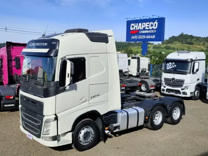Volvo FH 540 6x4 ano 2021