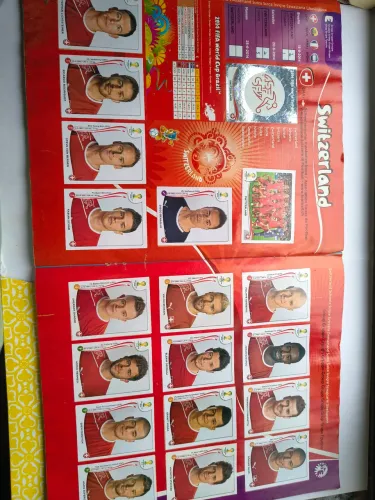 Álbum de figurinhas da copa do mundo completo