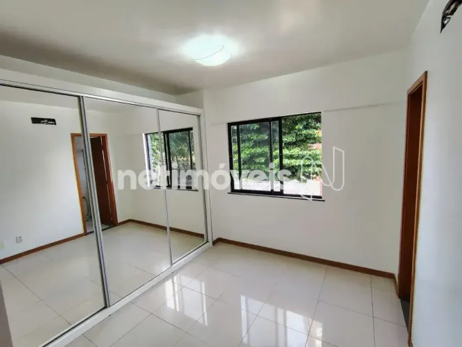 Apartamento de 2/4 (dois quartos) com suíte, à venda, no bairro da Pituba  Salvador-BA.