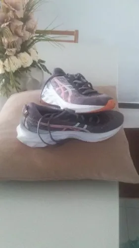 Tênis feminino