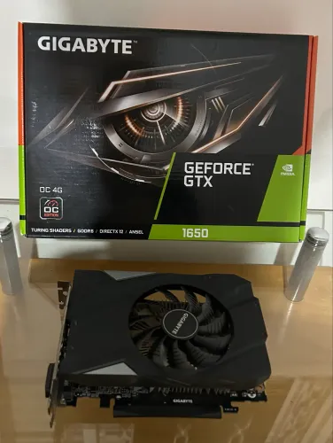 Placa de vídeo GTX 1650 Gigabyte OC 4GB