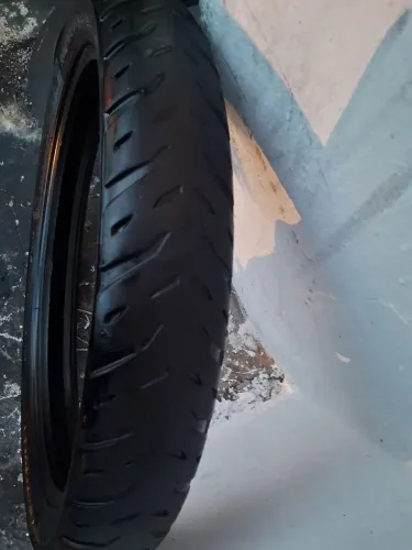Pneu 90/90-18,sem camara,michelin 