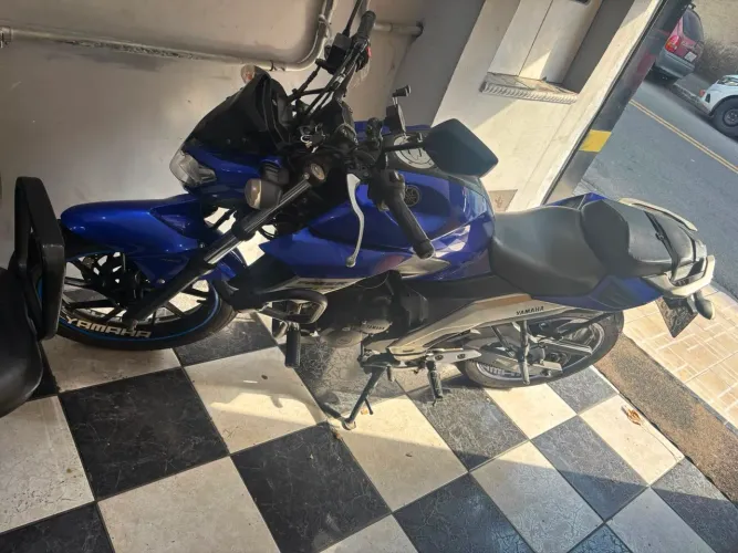 moto fz250