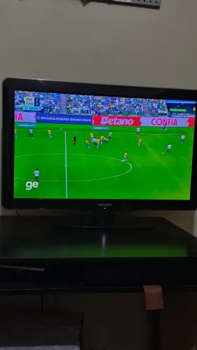 TV Philips 32 polegadas (brinde um aparelho roku)