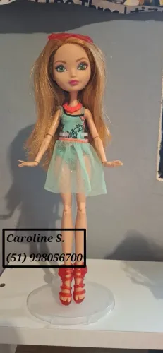 Boneca Ever After High Ashlynn Ella - Coleção Mirror Beach (Praia Encantada) Usada