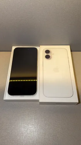 iPhone 16 Branco 128GB - IMPECÁVEL