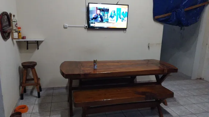 Mesa se madeira