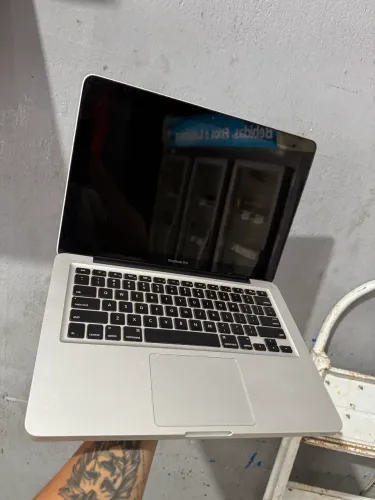 Macbook pro (leia descrição)