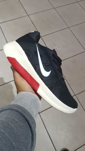 Tênis Nike Air