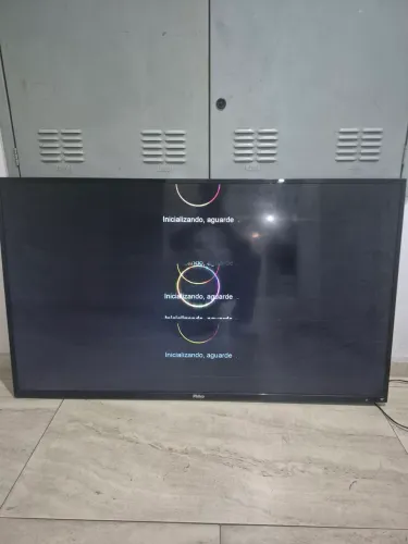 2 TV. com o defeito