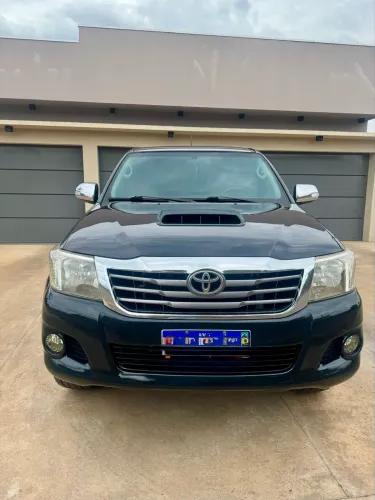 Toyota Hilux CD SRV D4-d 4X4 3.0 TDI Dies 2013