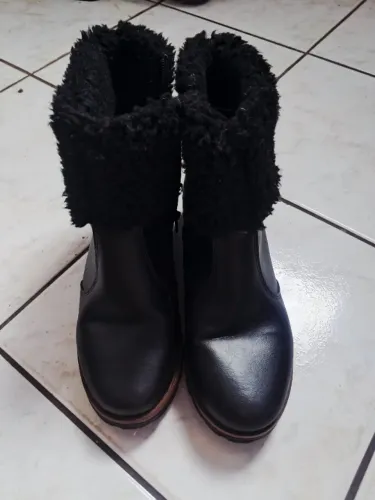 Bota número 38