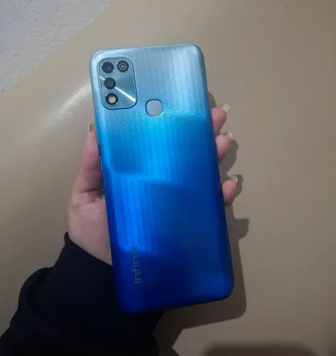 Infinix hot 11 play